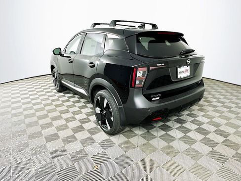 New 2026 Nissan Kicks SR w/ Cold Weather Package image 7