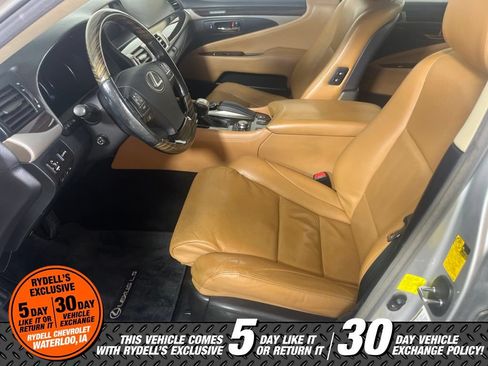Used 2014 Lexus LS 460 AWD w/ Comfort Package image 14