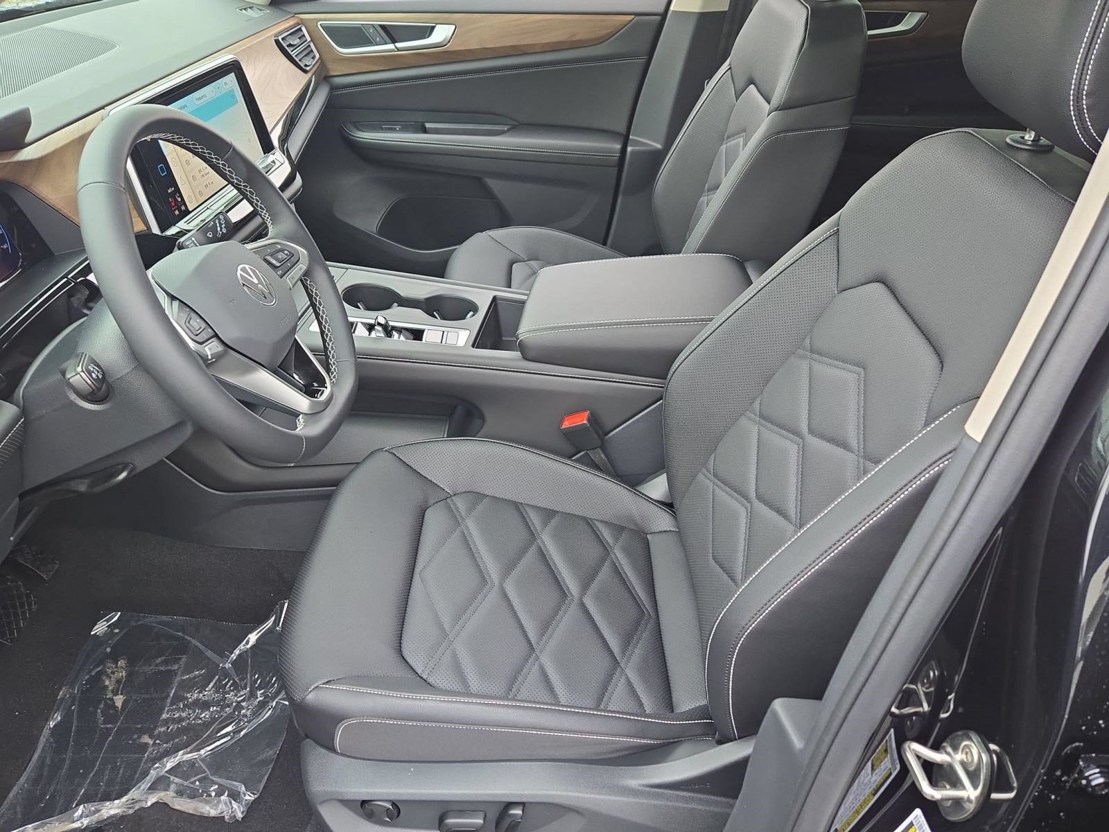 Used 2026 Volkswagen Atlas SE AWD/4WD image 4