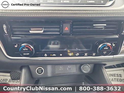 Certified 2023 Nissan Rogue SL image 17