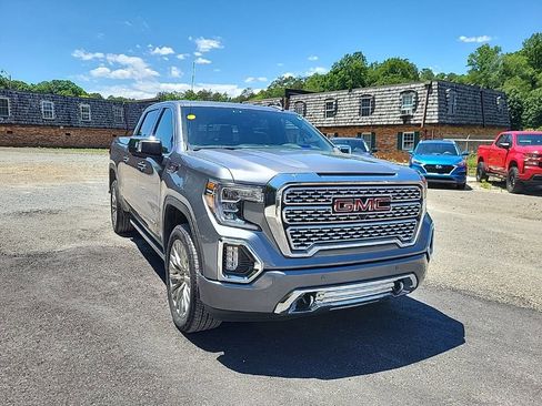 Used 2019 GMC Sierra 1500 Denali w/ Denali Ultimate Package AWD/4WD image 4