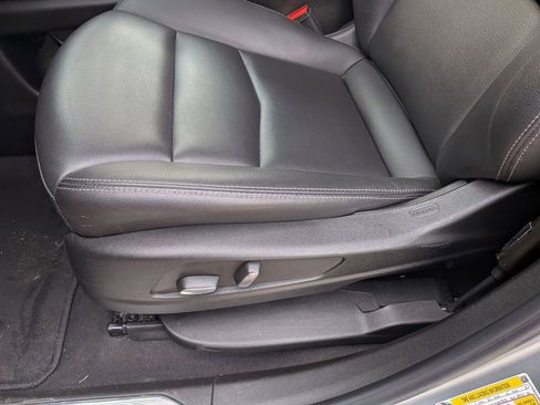 Certified 2024 Cadillac XT5 Luxury image 14