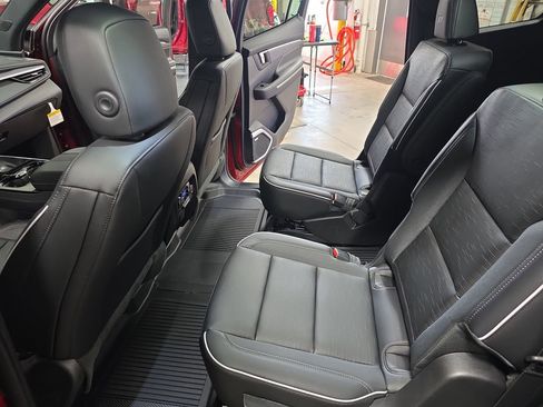 New 2026 Buick Enclave Sport Touring w/ Power Package AWD/4WD image 15