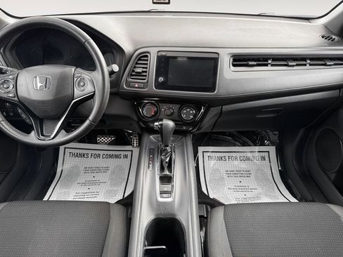 Used 2021 Honda HR-V Sport image 17