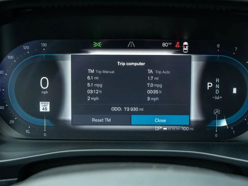 Used 2023 Volvo XC40 B5 Plus AWD/4WD image 20