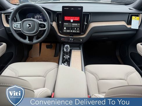 New 2026 Volvo XC60 B5 Core w/ Climate Package image 2