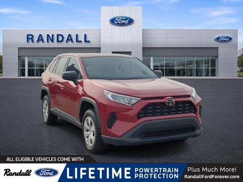 Used 2022 Toyota RAV4 LE FWD image 1