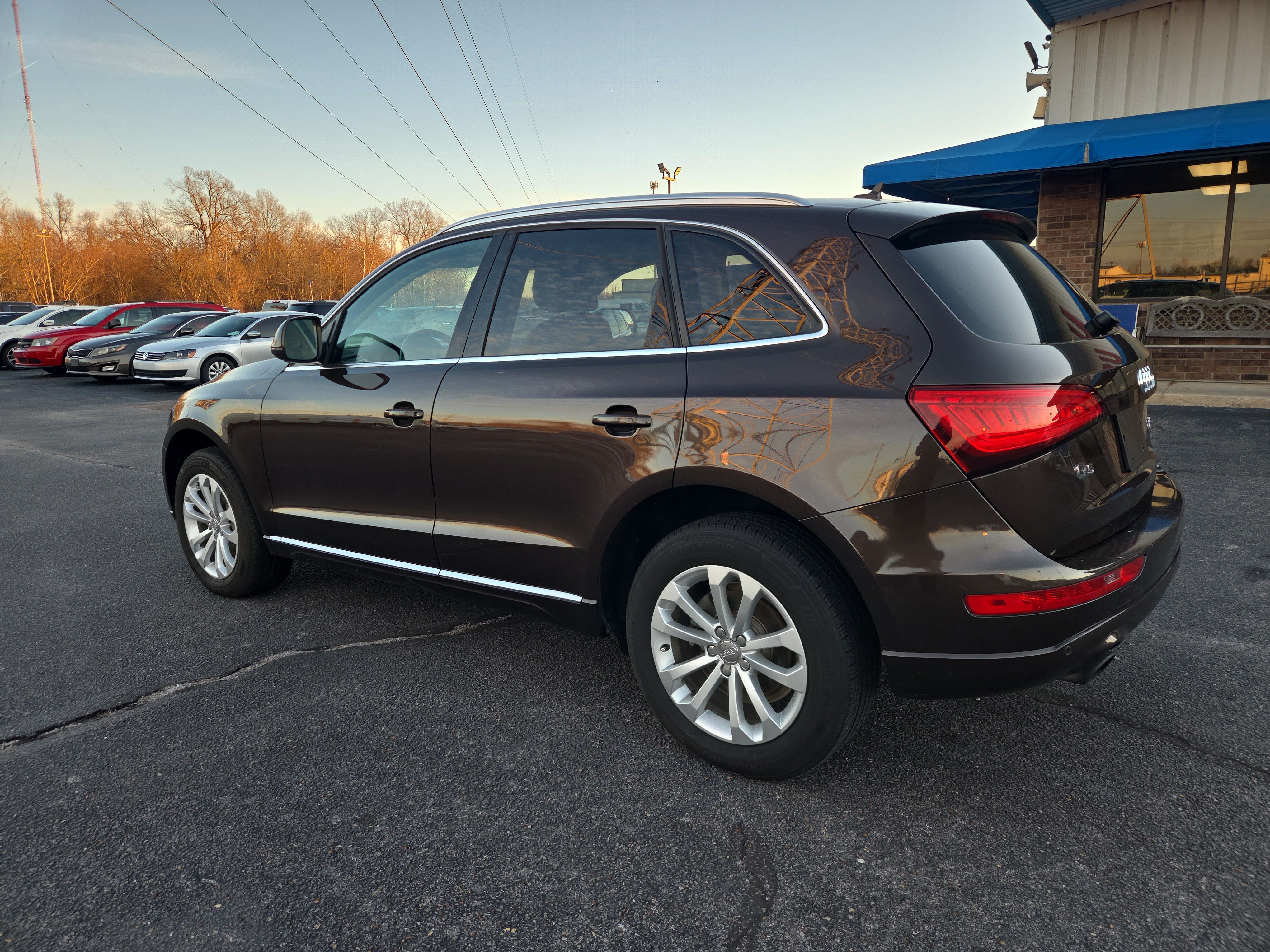Used 2014 Audi Q5 2.0T Premium Plus w/ Premium Plus Package AWD/4WD image 3