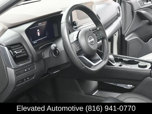 Used 2023 Nissan Rogue Platinum w/ Platinum Premium Package AWD/4WD image 7