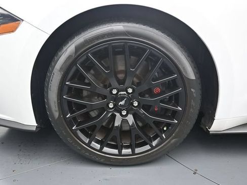 Used 2022 Ford Mustang GT Premium w/ GT Performance Package RWD image 10