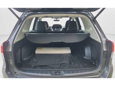 Used 2023 Subaru Forester Limited AWD/4WD image 12