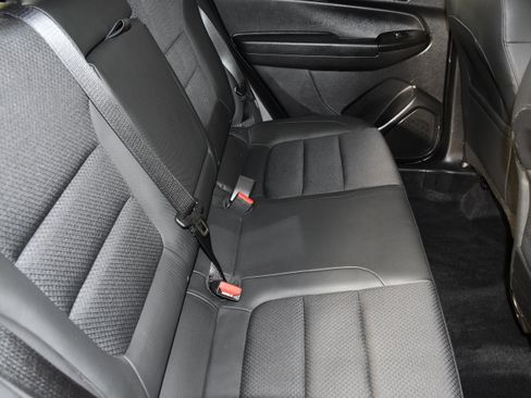 Used 2023 Chevrolet TrailBlazer RS w/ Sun and Liftgate Package AWD/4WD image 46