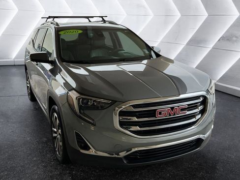 Used 2020 GMC Terrain SLT w/ Preferred Package image 3