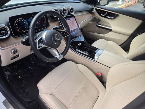 Used 2023 Mercedes-Benz C 300 Sedan image 9