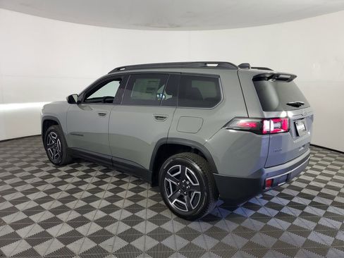 New 2026 Jeep Cherokee Laredo image 6