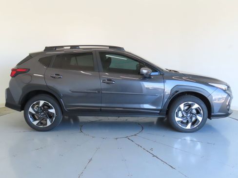 New 2026 Subaru Crosstrek 2.5i Limited image 2