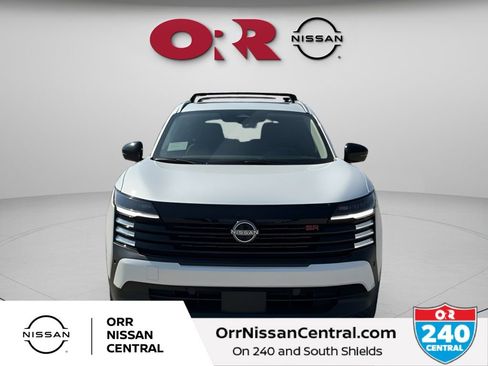 New 2026 Nissan Kicks SR w/ SR Premium Package FWD image 2