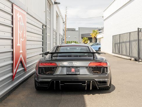Used 2017 Audi R8 V10 plus AWD/4WD image 36