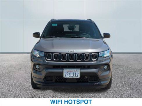 Used 2024 Jeep Compass Latitude w/ Altitude Special Edition AWD/4WD image 3