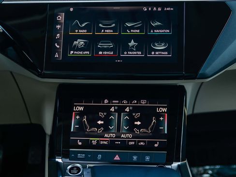 Certified 2023 Audi e-tron Premium w/ Convenience Plus Package image 15