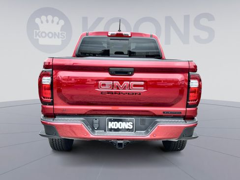 New 2025 GMC Canyon Elevation w/ Convenience Package image 5