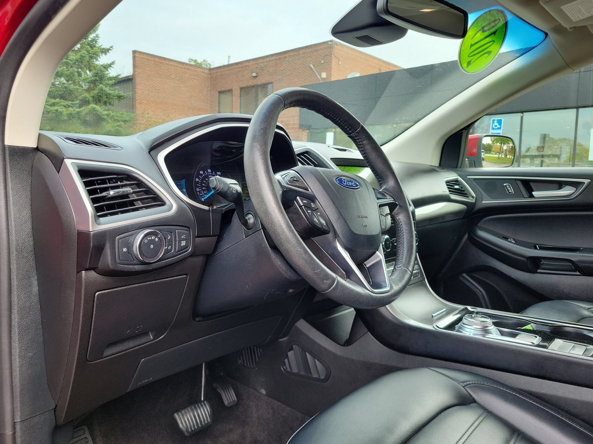 Used 2019 Ford Edge SEL w/ Equipment Group 201A AWD/4WD image 6