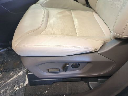 Used 2023 Ford Explorer Platinum w/ Technology Package image 15