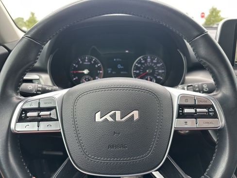 Used 2022 Kia Telluride S FWD image 20
