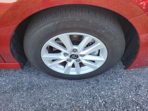 Used 2026 Toyota Camry LE FWD image 11