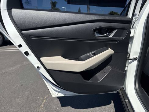 Certified 2023 Honda Accord EX image 25