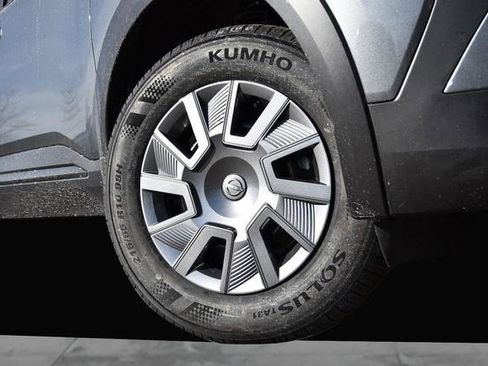 New 2026 Nissan Kicks S image 3