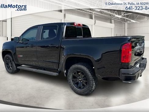 Used 2022 Chevrolet Colorado Z71 w/ Z71 Midnight Edition AWD/4WD image 5