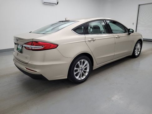 Used 2019 Ford Fusion SE image 10