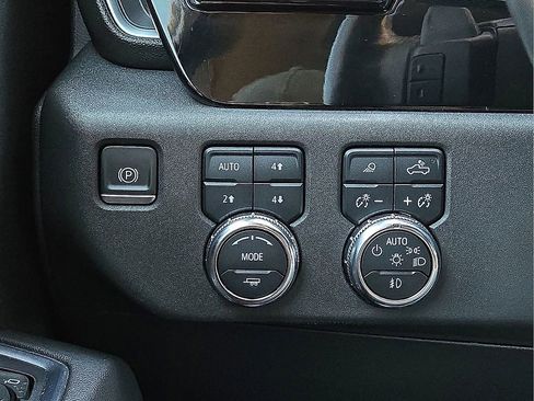 Used 2023 GMC Sierra 1500 SLT w/ SLT Premium Plus Package image 25