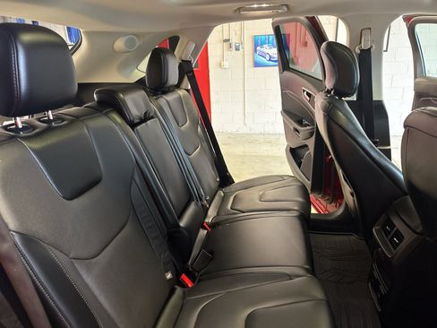 Used 2016 Ford Edge Titanium w/ Equipment Group 302A AWD/4WD image 26