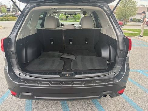 Used 2023 Subaru Forester Premium AWD/4WD image 7