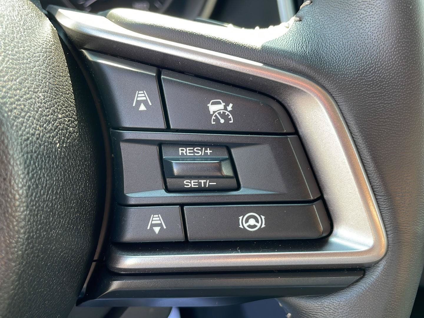 Used 2024 Subaru Ascent Touring AWD/4WD image 16
