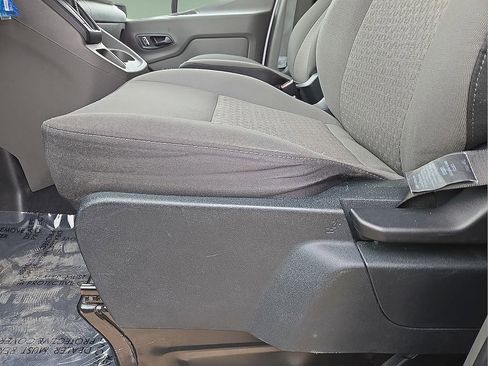 Used 2023 Ford Transit 350 XLT image 24