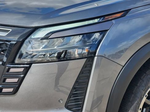 Used 2026 Nissan Pathfinder Rock Creek AWD/4WD image 9