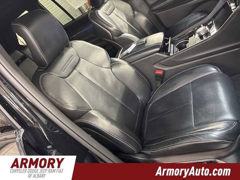 Used 2022 Jeep Grand Cherokee Overland w/ Luxury Tech Group IV image 43