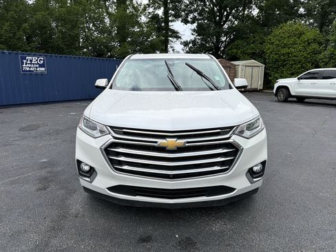 Used 2020 Chevrolet Traverse High Country FWD image 2