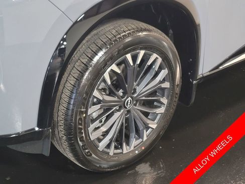 New 2026 Nissan Rogue Platinum w/ Tech Package image 7