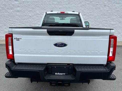 New 2026 Ford F250 XL image 3