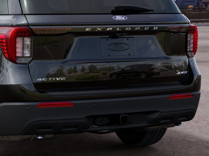 New 2027 Ford Explorer Active AWD/4WD image 23