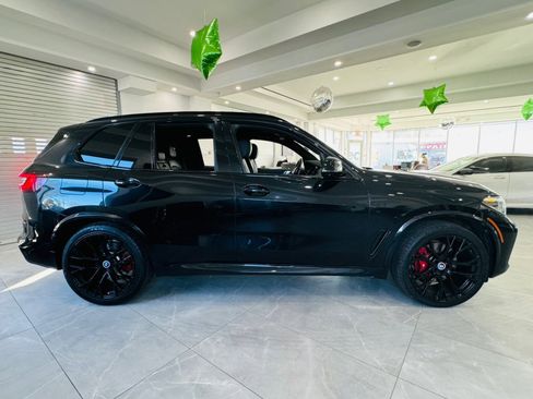 Used 2021 BMW X5 xDrive40i w/ M Sport Package image 10