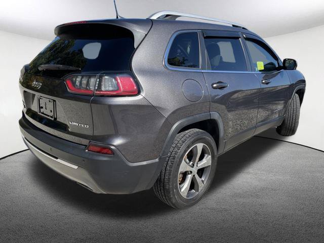 Used 2019 Jeep Cherokee Limited w/ Luxury Group AWD/4WD image 17