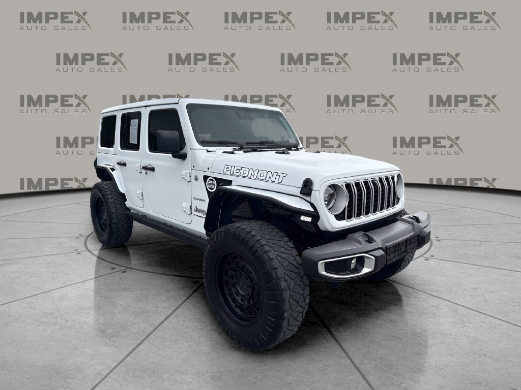 Used 2024 Jeep Wrangler Unlimited Sahara w/ Dual Top Group AWD/4WD image 7
