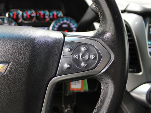 Used 2018 Chevrolet Tahoe LT image 12