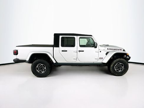 Certified 2022 Jeep Gladiator Mojave w/ Cold Weather Group image 4