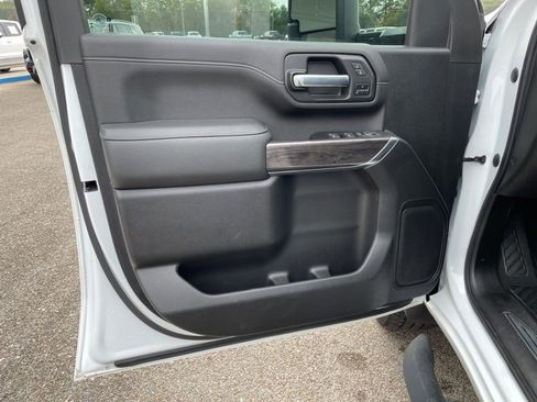 Used 2022 Chevrolet Silverado 2500 LTZ w/ LTZ Plus Package image 13